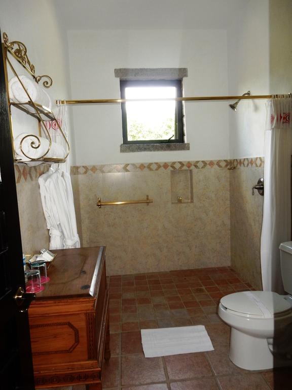 ホテルLas Calandrias アトリスコ 部屋 写真